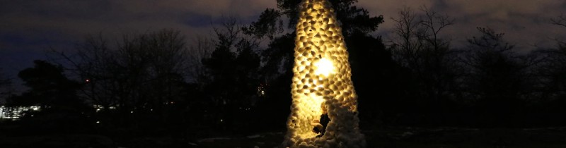 Уличный фонарь из 4000 снежков осветил шведскую ночь