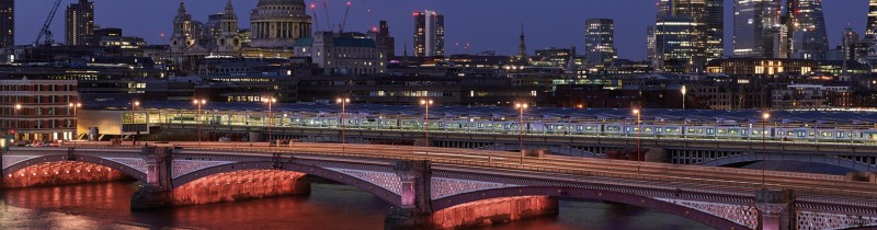 «Illuminated River»: световая инсталляция на Темзе