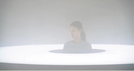 Тет-а-тет со светом в инсталляции Halo