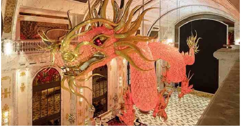 Световые драконы станут самым большим ювелирным изделием в истории